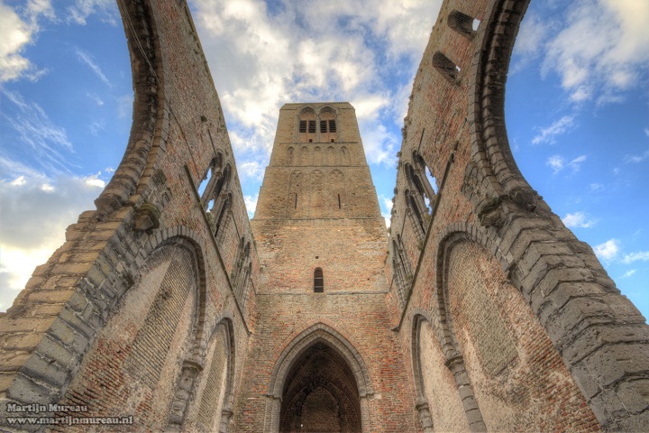 Damme is a medieval town near Bruges, Knokke and Sluis. The city was once connected to the North Sea through the tidal inlet of the Zwin, and therefore an important outer harbour of Bruges. The top of the Church of Our Lady offers a magnificent view of the polder landscape. If you would like to discover the region and are looking for a place to stay, you are very welcome at B&B Emma in Bruges. We are perfectly located for those who wish to visit Bruges and its hinterland.